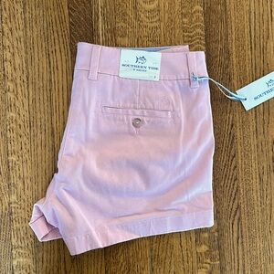 NWT Southern Tide Pink Khaki 3 inch Leah Short
